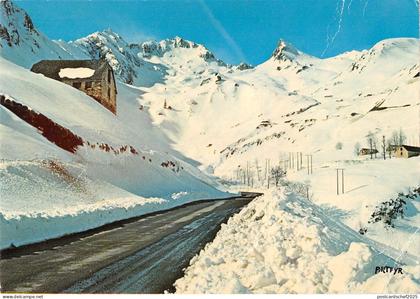 BT8771 Luz saint Sauveur la route de luz        France