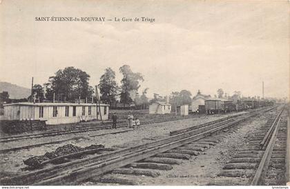 France Saint Etienne du Rouvray Gare de Triage Train Station postcard B754