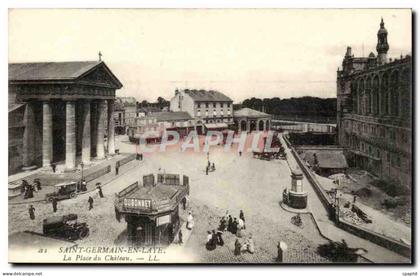 CPA Saint Germain en Laye La place du chateau