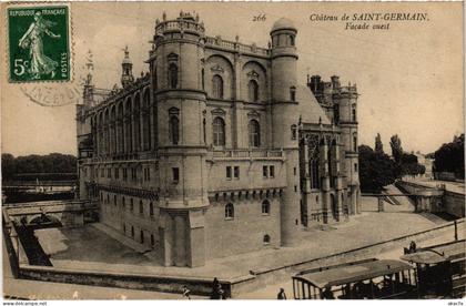 CPA St Germain en Laye Chateau (1401649)
