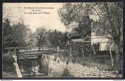 CPA St-Rémy-lès-Chevreuse /S.-et-O., Un petit pont sur l`Yvette