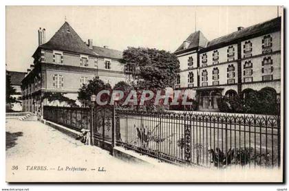 Tarbes - le Prefecture - CPA