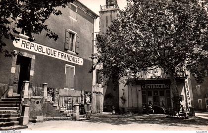 83 / TAVERNES / PLACE DE LA MAIRIE / CENTRAL BAR / 1957