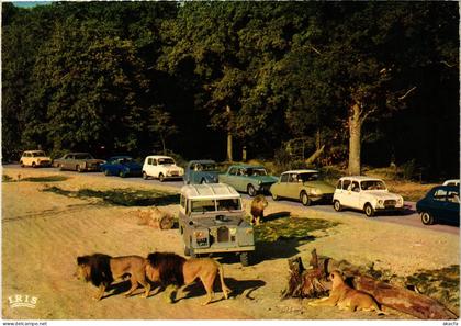 CPM Chateau de Thoiry Lions en liberte FRANCE (1452473)