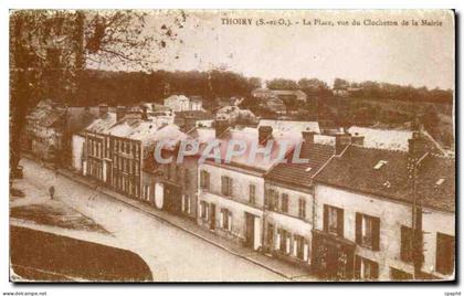 REPRO ? Thoiry La place vue du clocheton