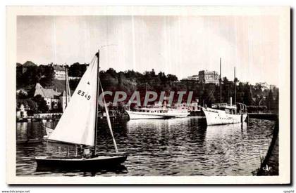 CPA Thonon Les Bains Arrivee du Bateau dans le Port Bateau