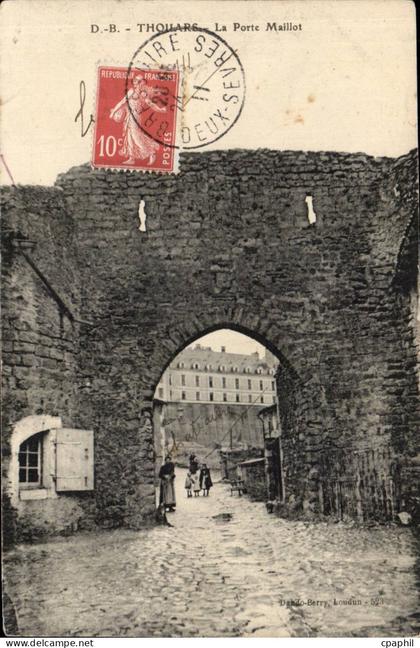 Thouars CPA La porte Maillot