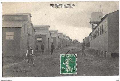 TILLIERES SUR AVRE - Une allée des baraquements