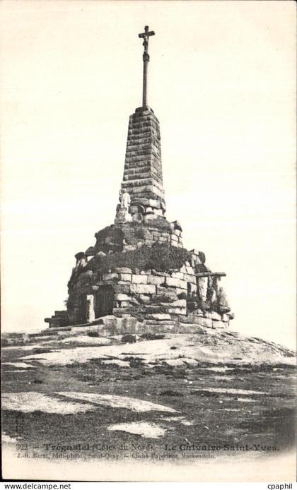 CPA Tregastel Le Calvaire Saint Yves