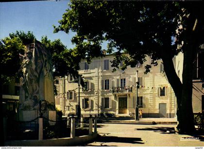 CPSM Trets La Mairie
