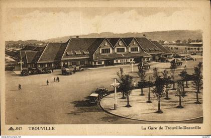 CPA Trouville La Gare de Trouville Deauville