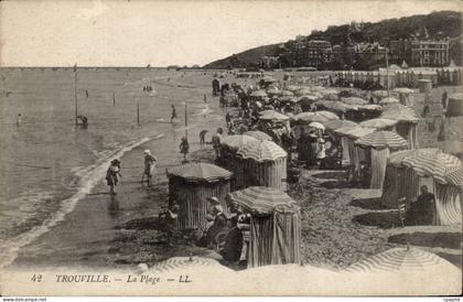 CPA Trouville La plage