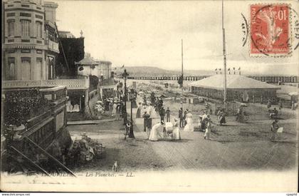 CPA Trouville Les Planches