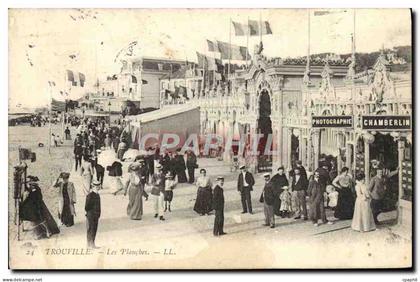 CPA Trouville Les planches