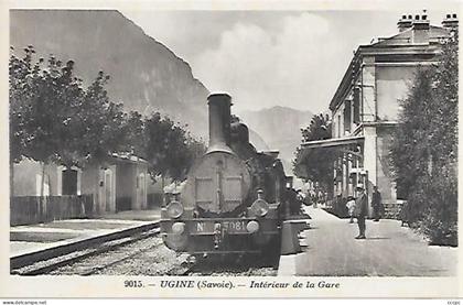 CPA Ugine - Intérieur de la Gare