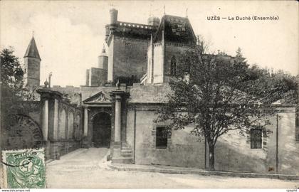 CPA Uzes Le duche
