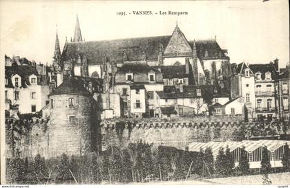 CPA Vannes Les Remparts