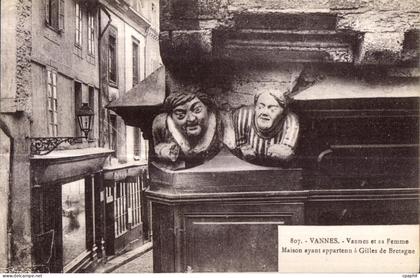 CPA Vannes vannes et sa femme maison ayant appartenu   gilles de bretagne