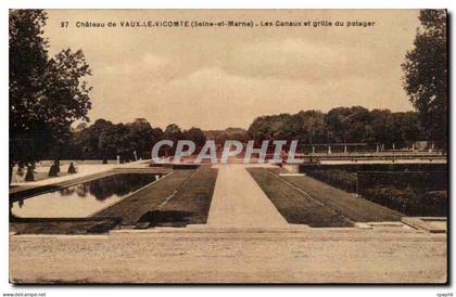 CPA Chateau de Vaux le Vicomte Les canaux et grille du potager