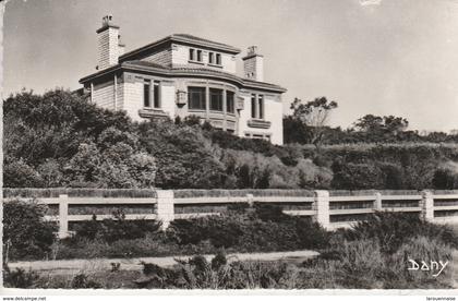 17 - VAUX SUR MER "La Filandière"