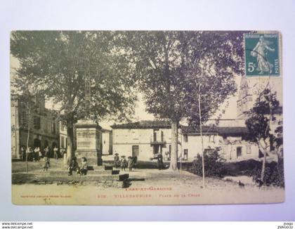 2020 - 4063  VILLEBRUMIER  (Tarn-et-Garonne)  :  Place de la CROIX   1910  XXX