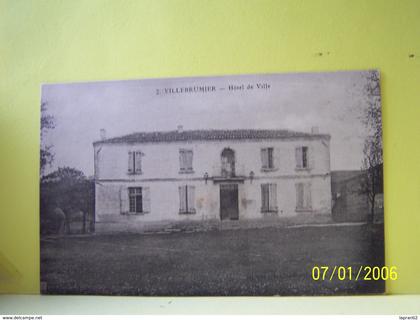 VILLEBRUMIER (TARN ET GARONNE) HOTEL DE VILLE.