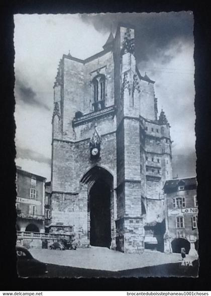 12  Villefranche-de-Rouergue La Collégiale
