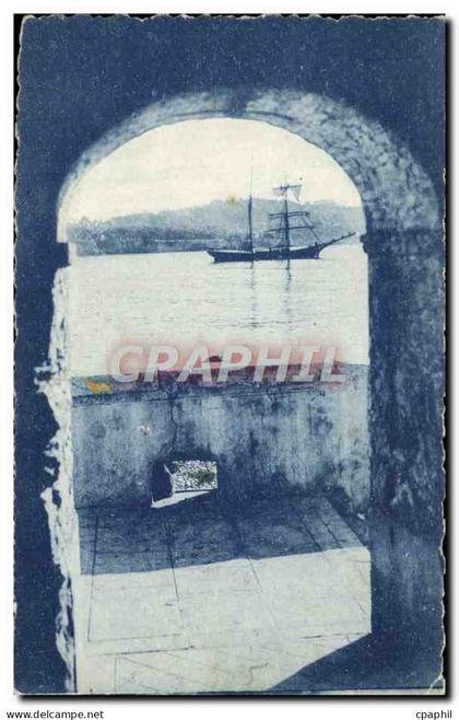 CPA Villefranche Sur Mer Arcades du Port Bateau Voilier