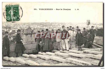 Vincennes- Sur le Donjon-CPA