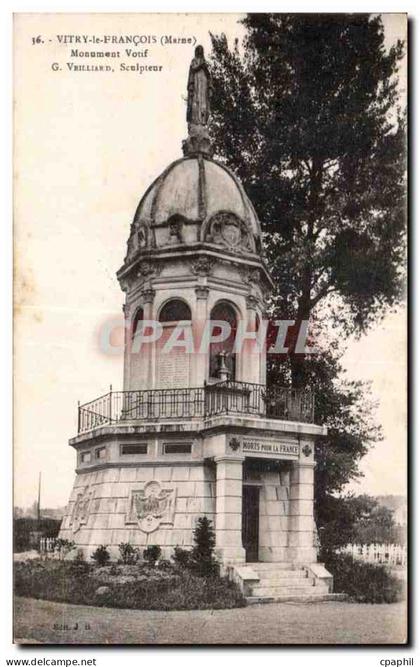 CPA Vitry le Francois Marne Monument Votif