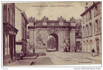 VITRY-le-FRANCOIS Porte du pont (Face intérieure)