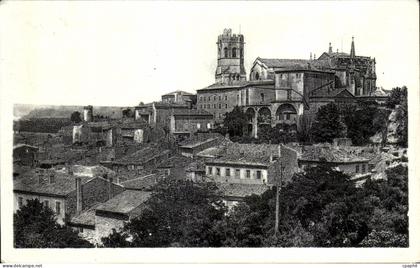 CPA Viviers Vue generale et la Cathedrale