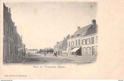 WORMHOUT - la Place