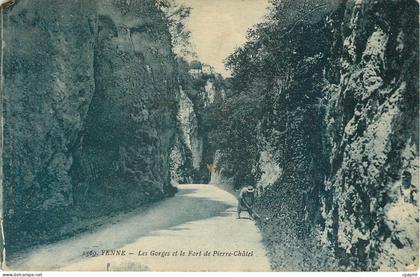 CPA Yenne Les Gorges et le Fort de Pierre Chatel