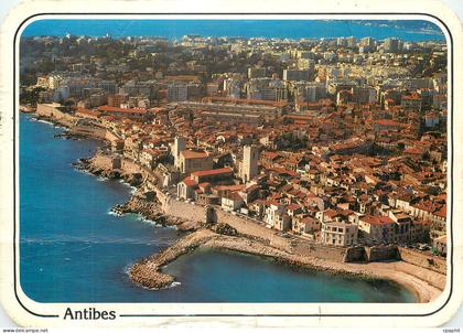 CPM Antibes Les Remparts et la Vieille Ville