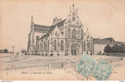 BROU : ENSEMBLE DE L'EGLISE