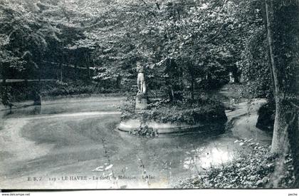 N°69573 -cpa Le Havre -forêt de Montgeon-