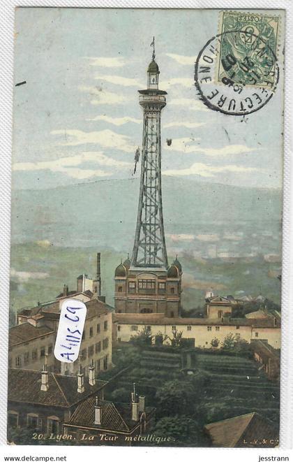 LYON 5- LA TOUR METALLIQUE