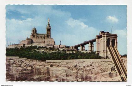 AK 105971 FRANCE - Marseille - Notre-Dame de la Garde et les Ascenseurs