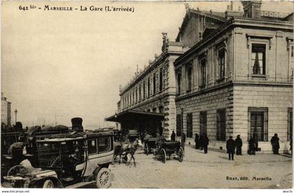 CPA MARSEILLE - La Gare (L'arrivee) (986565)