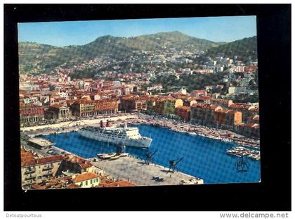 NICE Alpes Maritimes 06 : le port 1971 paquebot bateau boat maritime vessel ship