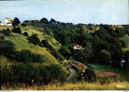 CPM Ruffec Charente La Vallee de la Charente aux Touches de Barro pres de Ruffec