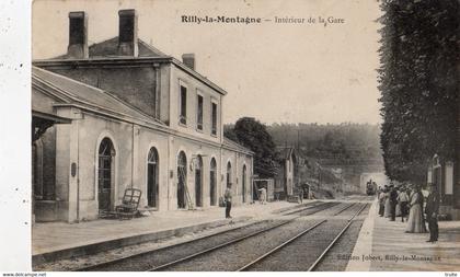 RILLY-LA-MONTAGNE INTERIEUR DE LA GARE