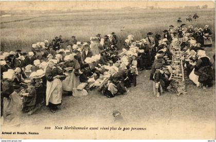 CPA Noce MOrbihannase avant reuni plus de 800 personnes (369079)
