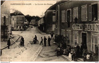 CPA Dampierre-sur-Salon Croisée des Routes (1275792)