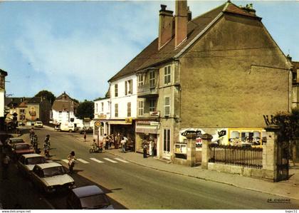 Saint Loup sur Semouse - la rue Henry Guy