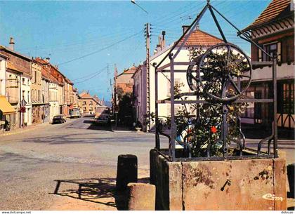 Carte Postale - 70 - Vauvillers - Puits - Automobiles - Bus - CPM - Voir Scans Recto-Verso - Poscard - Carta Postal -  P