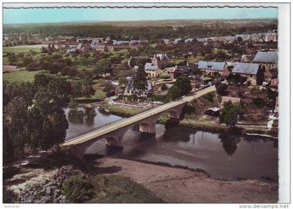 SUPERBE CPSM..DE..ROEZE SUR SARTHE..BELLE VUE AERIENNE DE LA BAIGNADE..LE PONT..LA VILLE..