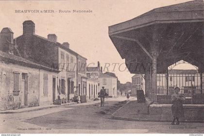 FRANCE - Beauvoir sur Mer, Route Nationale, Postcard