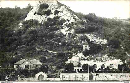 95 - Haute-Isle - Ancien village troglodytique - L'Eglise souterraine - Le grand Colombier - Carte Neuve - CPM - Voir Sc